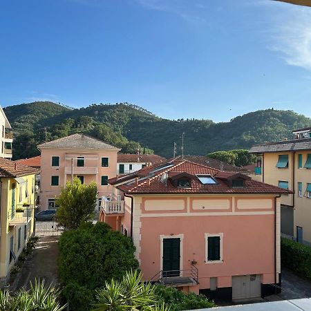 Villa Ampio Trilocale Con Posto Auto à Sestri Levante Extérieur photo
